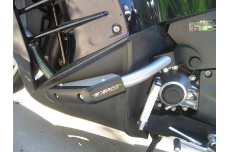 KIT PATINS KAWASAKI GTR1400 (10-17) + barre