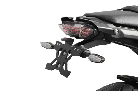 SUPPORT DE PLAQUE AVEC ECLAIREUR YAMAHA MT-10 (16-24)