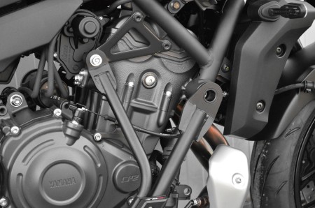 PROTECTIONS LATERALES POUR KIT MOTO ECOLE YAMAHA MT-07 (25)