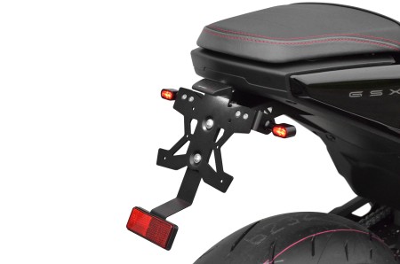 SUPPORT DE PLAQUE SUZUKI GSX8T/TT (26)