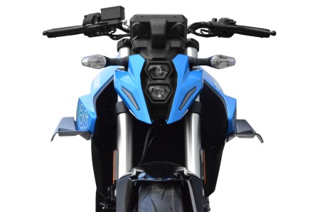 Ailerons latéraux SUZUKI GSX8S (23-26)