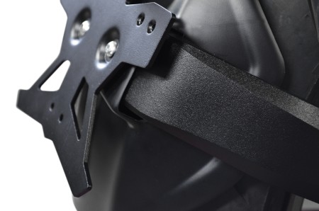SUPPORT PLAQUE DEPORTE + GARDE BOUE CB650R, CBR650R (19-20)